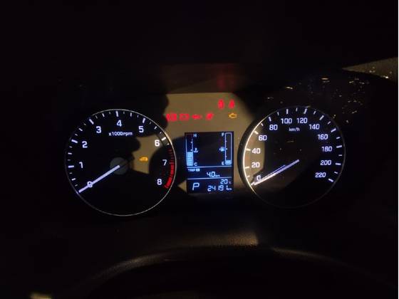HYUNDAI CRETA 1.6 16V FLEX ACTION AUTOMÁTICO HYUNDAI CRETA 1.6 16V FLEX ACTION AUTOMÁTICO